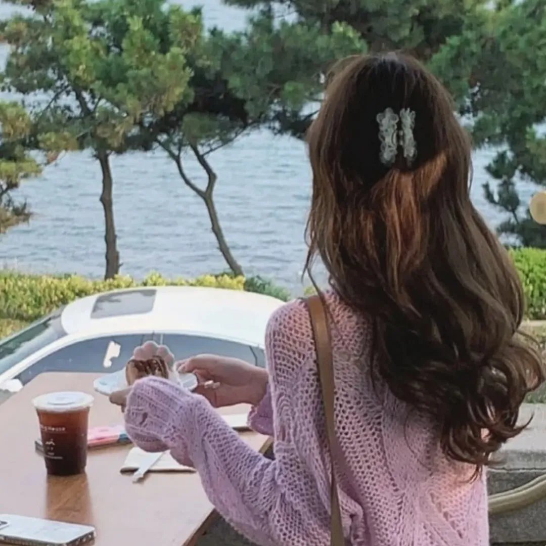 海底裸女